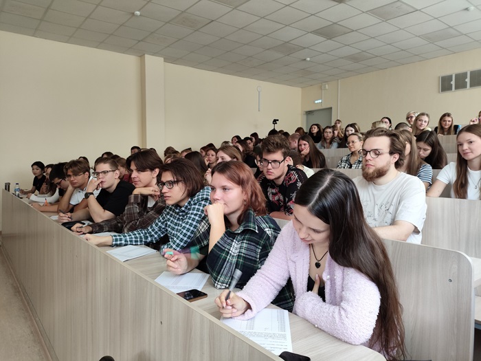 В День языков народов России более 400 первокурсников МПГУ проверили свои этнографические знания, приняв участие в Московской этнографической олимпиаде