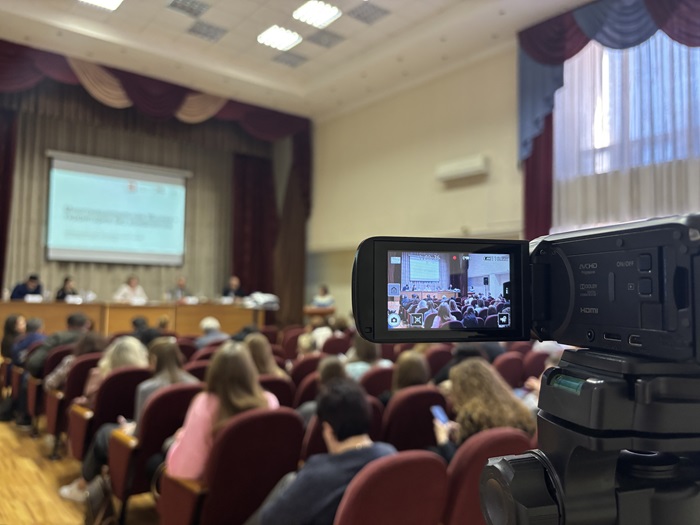 Учебные занятия, направленные на социально-культурную адаптацию иностранных мигрантов, обсудили на семинаре в Южном административном округе Москвы