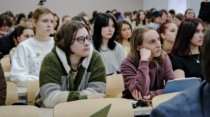 Московская этнографическая олимпиада в Институте кино и телевидения (ГИТР)