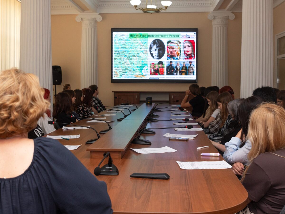 Московская этнографическая олимпиада в Новороссии.