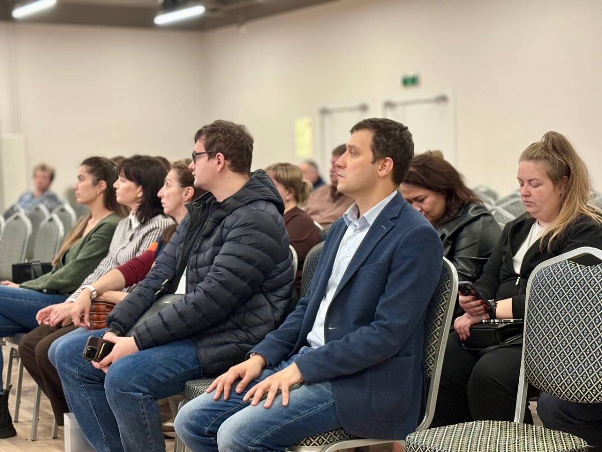 В административных округах Москвы начались обучающие мероприятия в рамках Комплекса мероприятий по социально-культурной адаптации трудовых мигрантов 2026 года